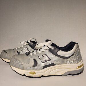 New Balance 1700 Gray CM1700LS Men 9 Women 10.5 Athletic Shoe